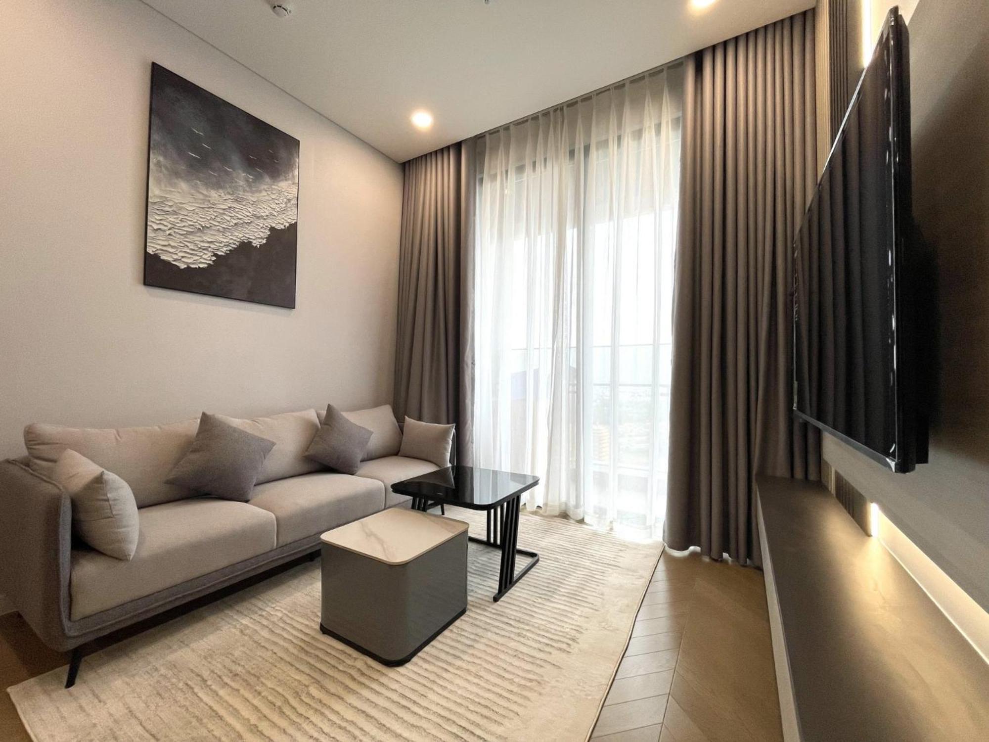 Lumiere Riverside Heera Stay Apartment *